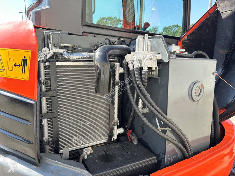 Escavadora Kubota KX155-3SZ