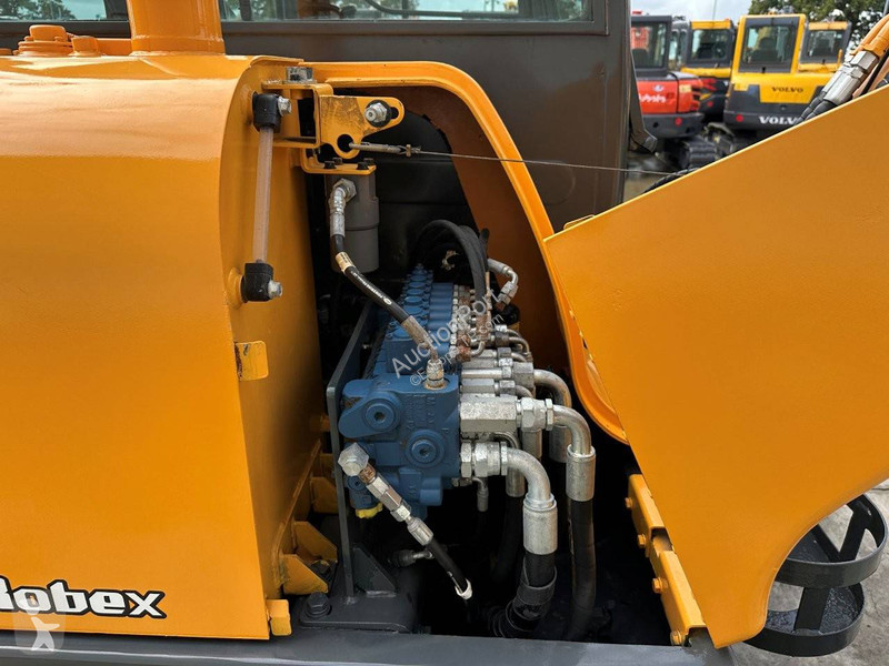 Escavadora Hyundai HX55