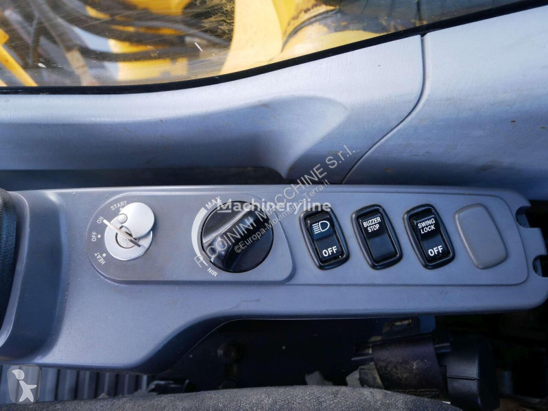 Escavatore Komatsu PC180NLC-7K