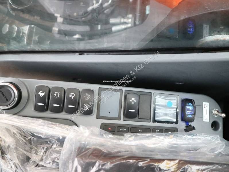 جرافة Doosan DX 210 LC-7