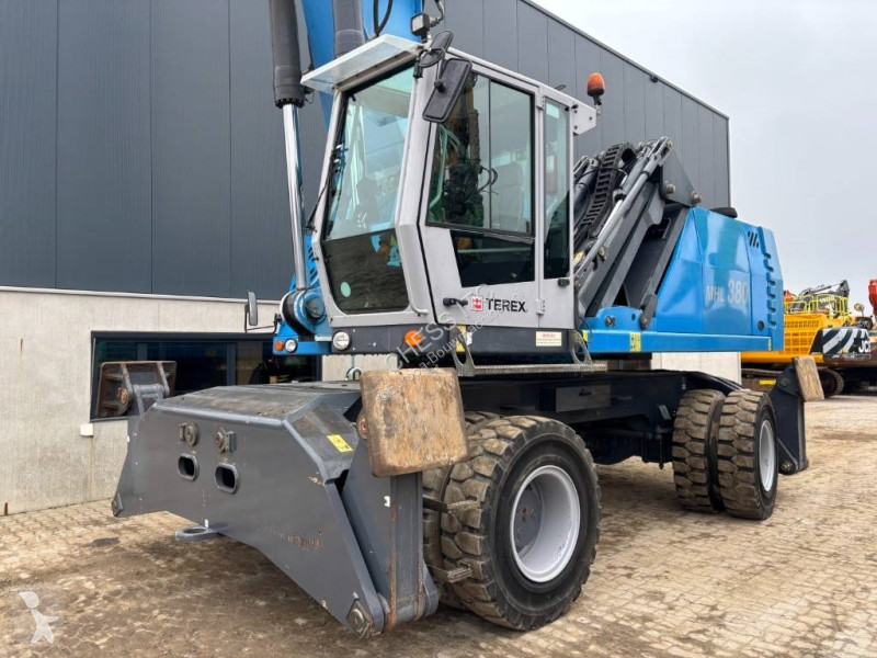 Skovel Fuchs MHL 380  --  only 6650 real...