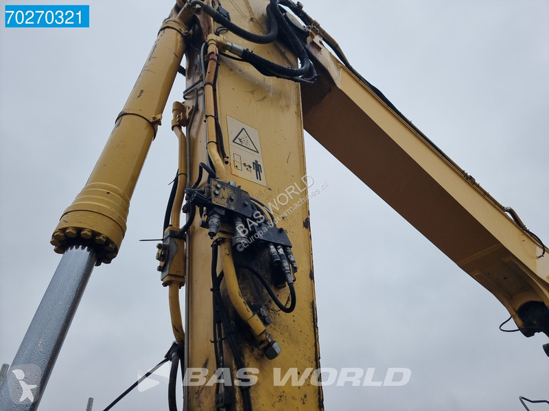 Lopatový nakládač Komatsu PC228 US LC