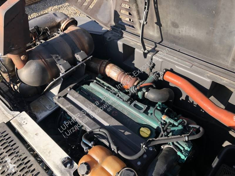Escavadora Volvo EW240EMH