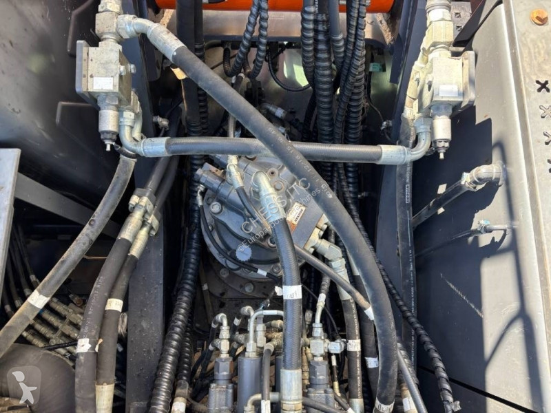جرافة Doosan 255 LC-5 -- 255LC --