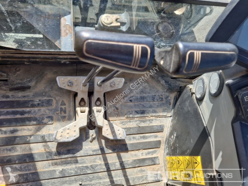 Escavadora Bobcat Z