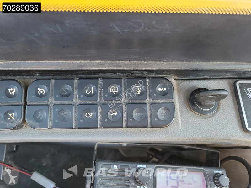 Escavadora JCB HD110W T4F HYDRADIG