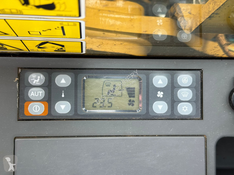 Excavator Caterpillar 320FL incl. 3 x Bucket