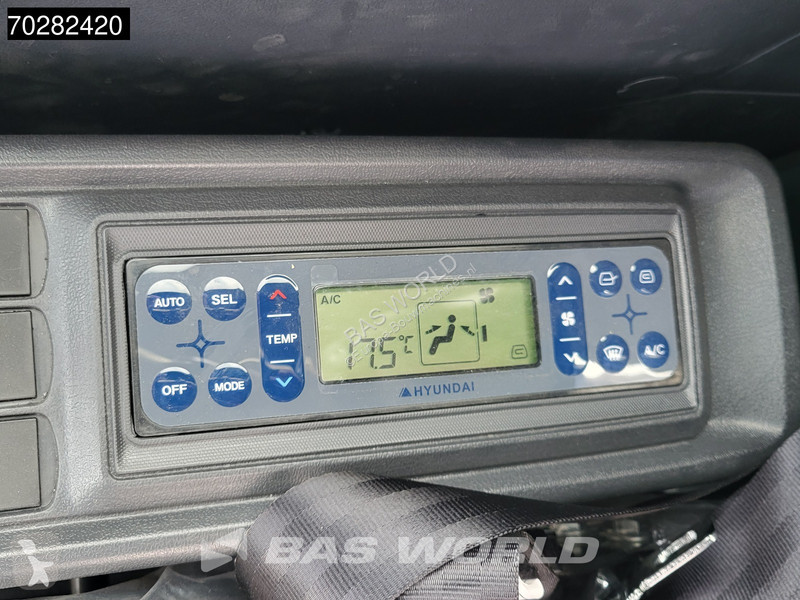 Escavadora Hyundai HX130 N A/C