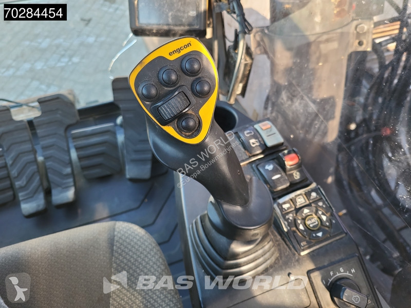 Excavadora Volvo 0 E L