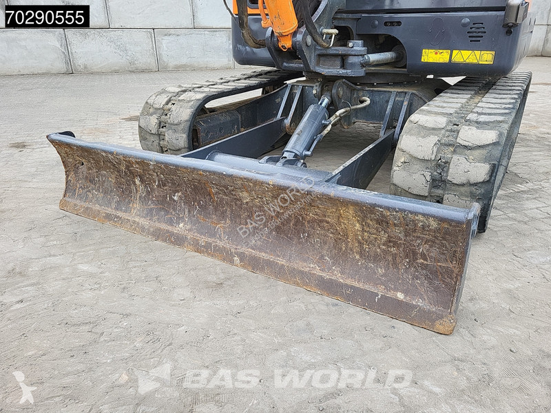 Escavadora Doosan DX63-3 3 BUCKETS - A/C