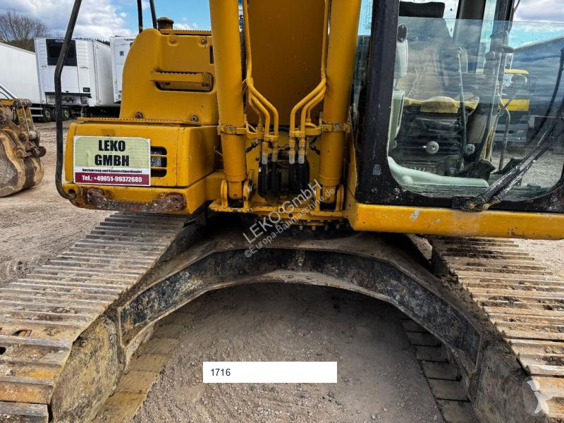 Escavatore Caterpillar C Mit Zwei Löffeln