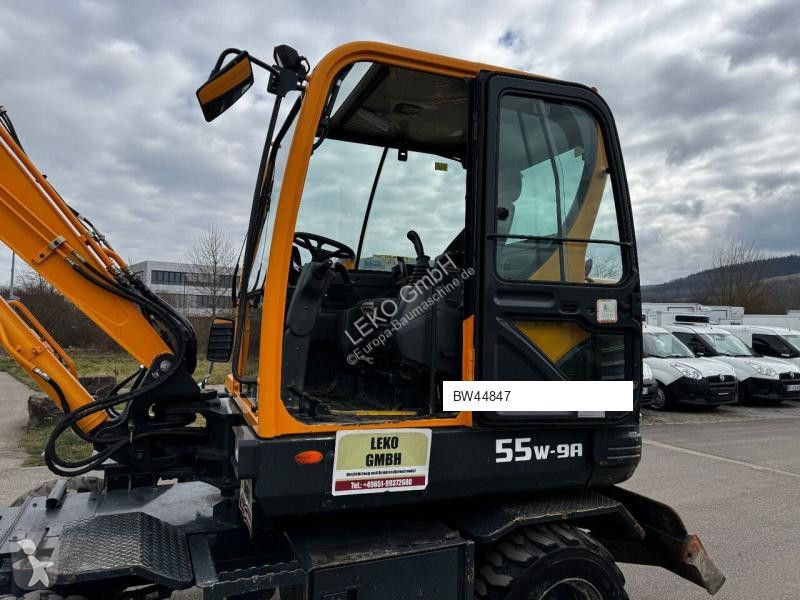 جرافة Hyundai Robex 55W-9A