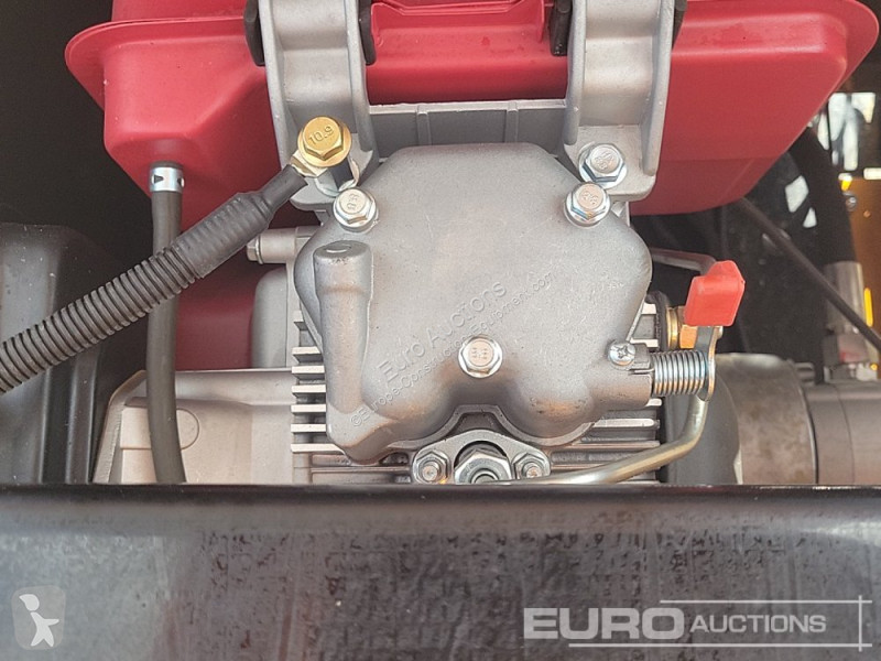 Escavadora JPC HT12