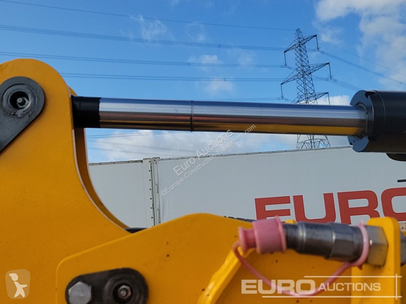 Skovel JCB 16C-1