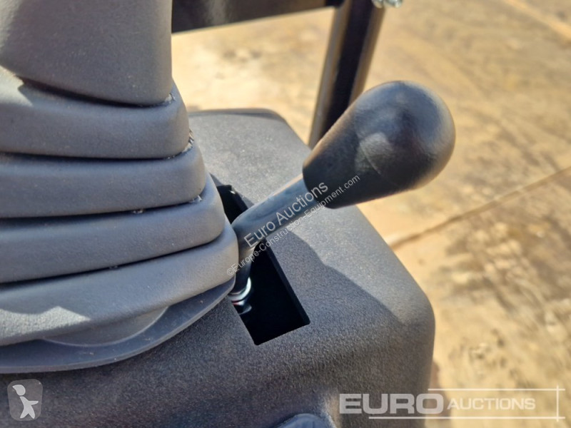 Escavatore JPC KV12