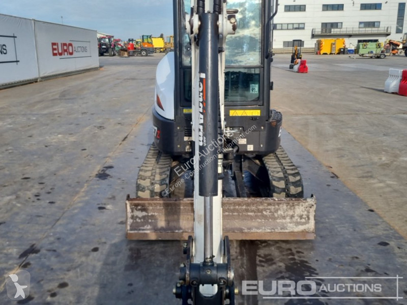جرافة Bobcat E27Z