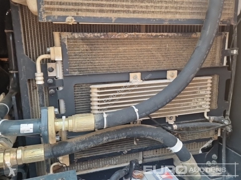 Escavatore Hyundai HX140L