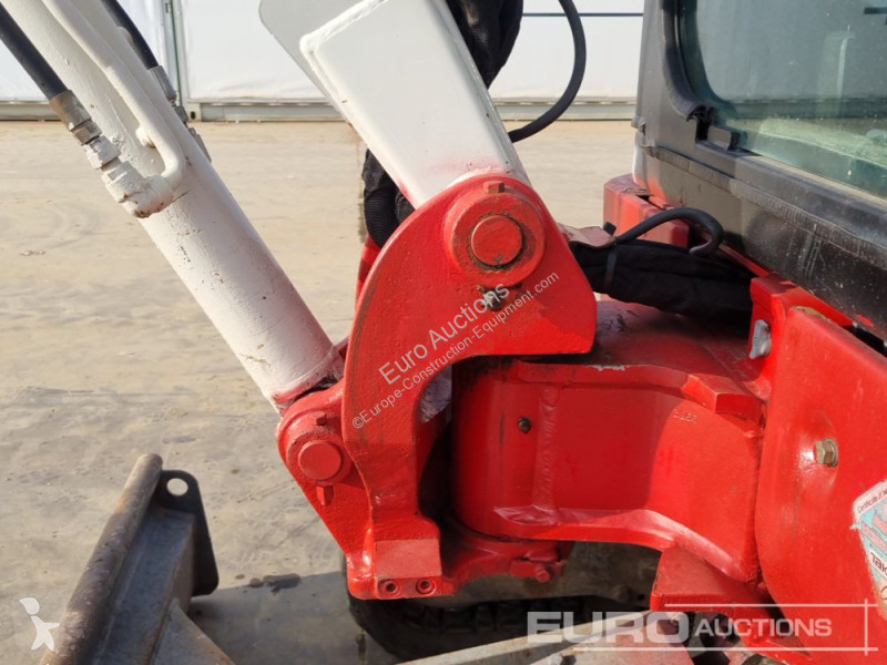 Escavatore Takeuchi