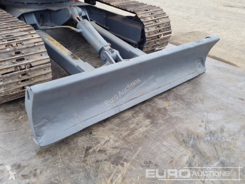Escavadora Takeuchi TB150C