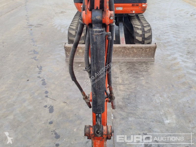 Escavadora Kubota KX027-4