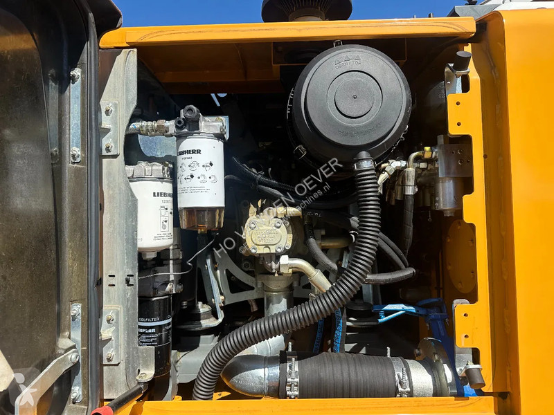 جرافة Liebherr A916