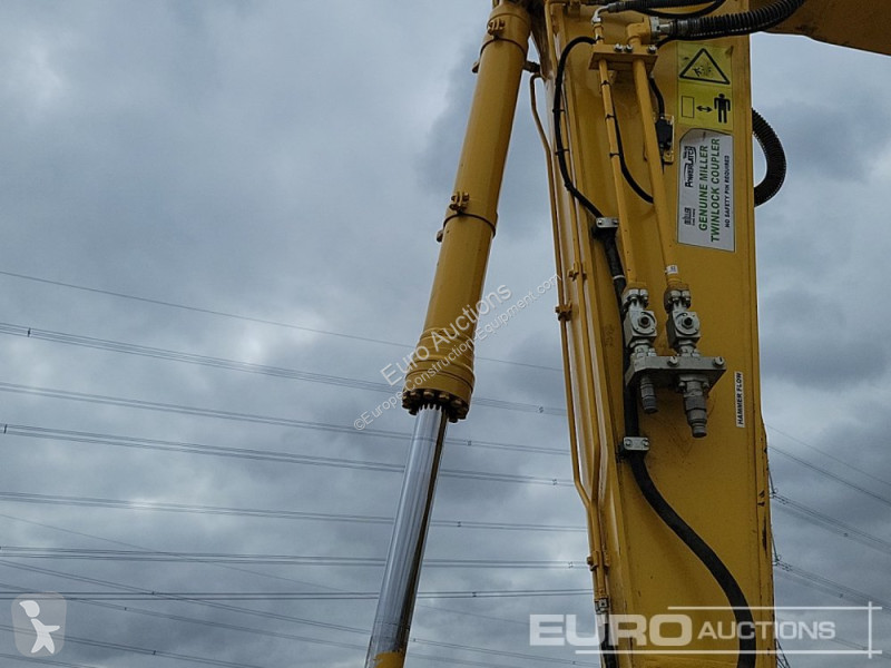 Excavator Komatsu -11E0
