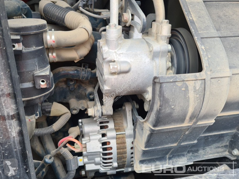Escavadora Kubota KX080-4A2