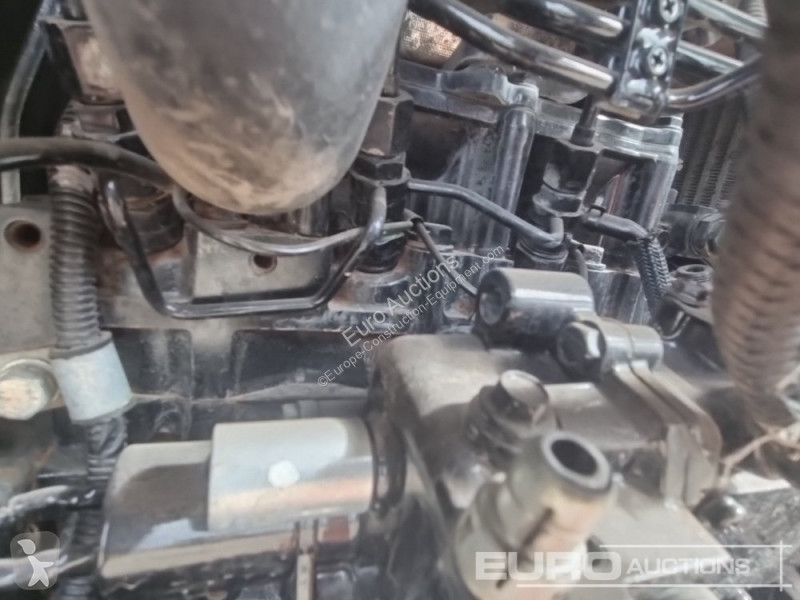 Escavadora Takeuchi TB216