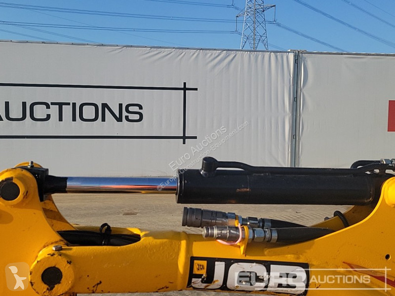جرافة JCB CT