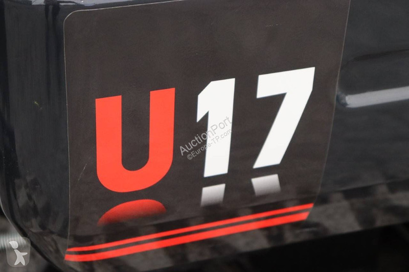Escavadora  YU CHAI U17