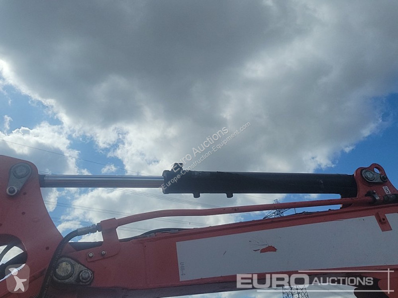 Lopatový nakládač Kubota U48-4