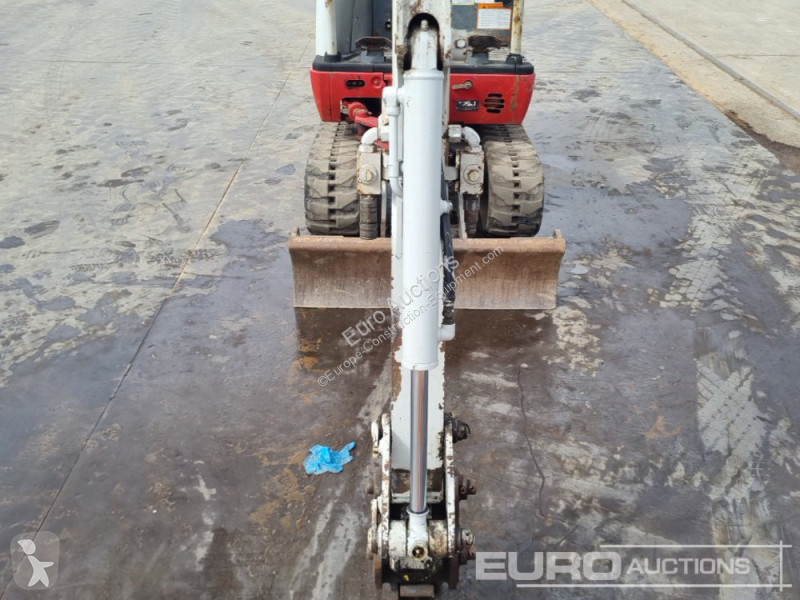 Graafmachine Takeuchi TB216