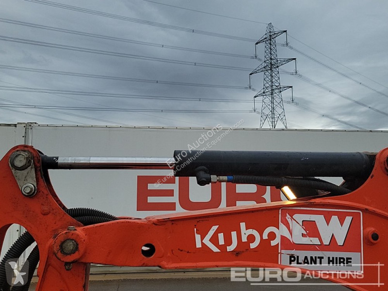 Lopatový nakládač Kubota KX015-4