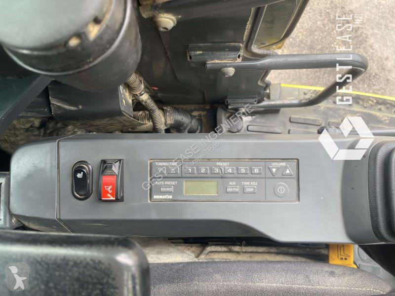 Escavadora Komatsu  PC138US-11