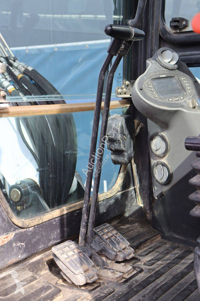 جرافة Bobcat E55
