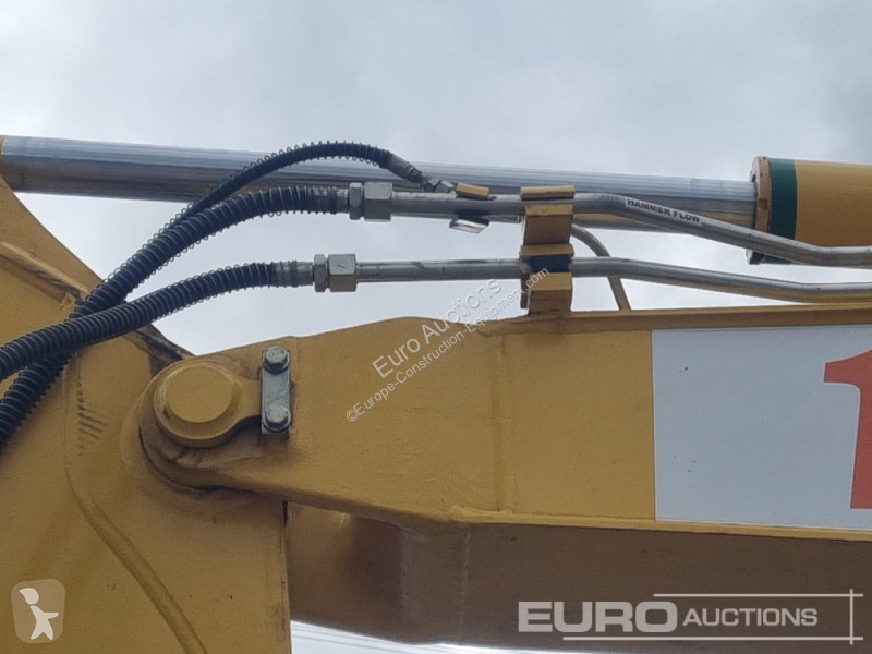 Escavadora Komatsu PC80MR-5