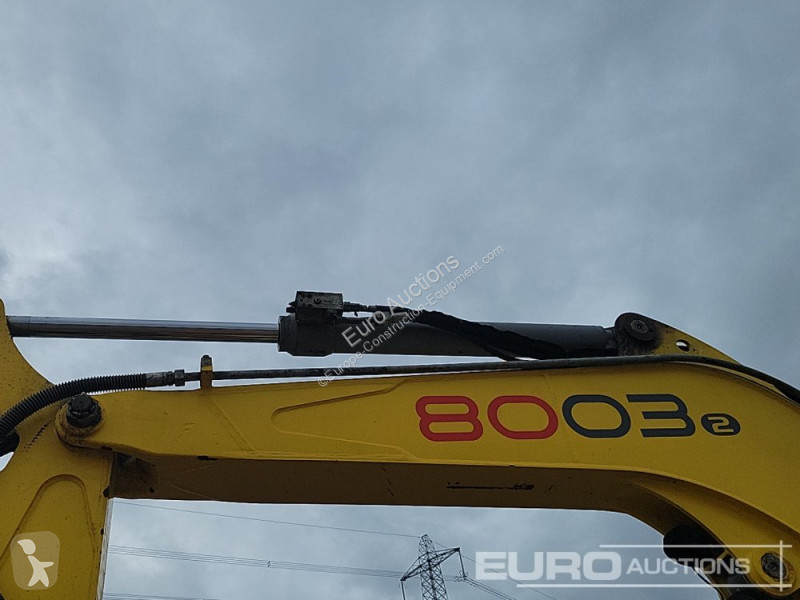 Escavadora  8003