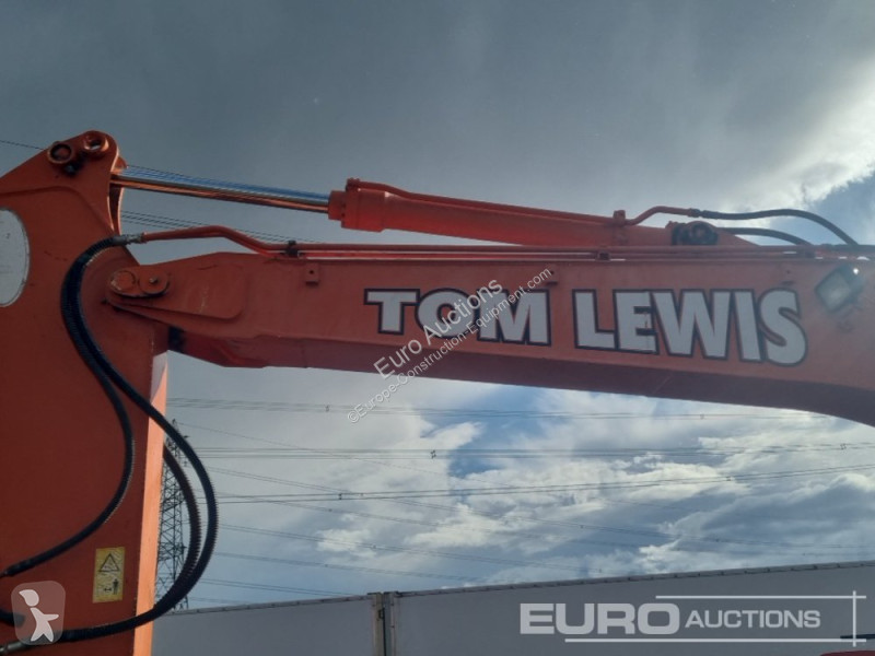 Escavatore Hitachi ZX135U5-3