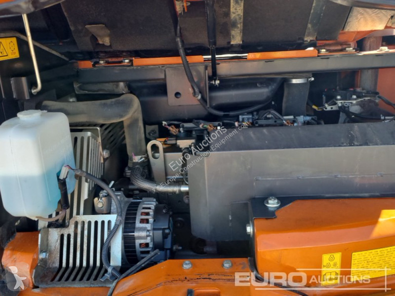 Escavatore Hitachi B-6