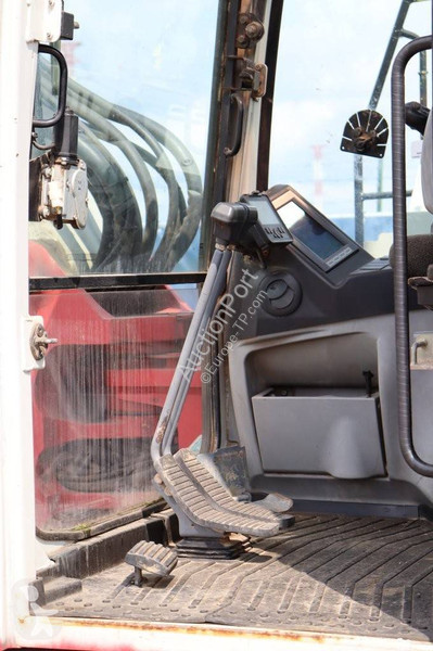 جرافة Takeuchi TB2150
