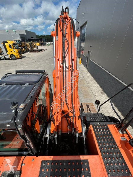 Escavadora Hitachi LC-6 (GPS Prepared)