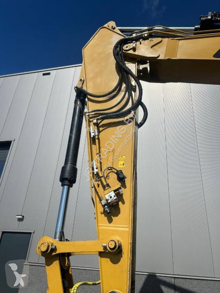 Excavator Caterpillar 330 FL