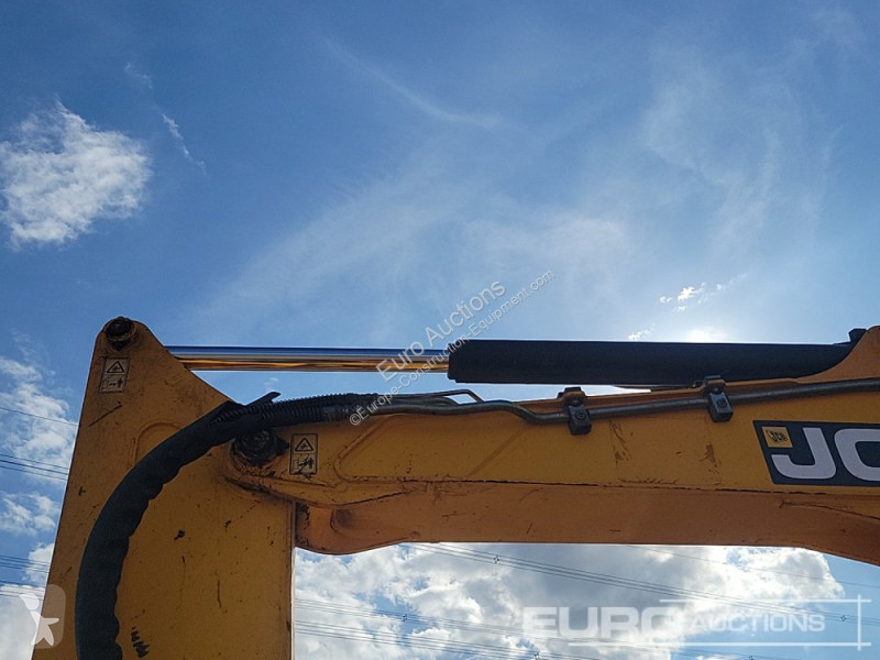 Lopatový nakládač JCB 86C-1