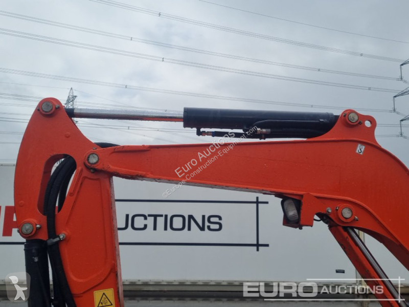 Lopatový nakládač Kubota KX027-4