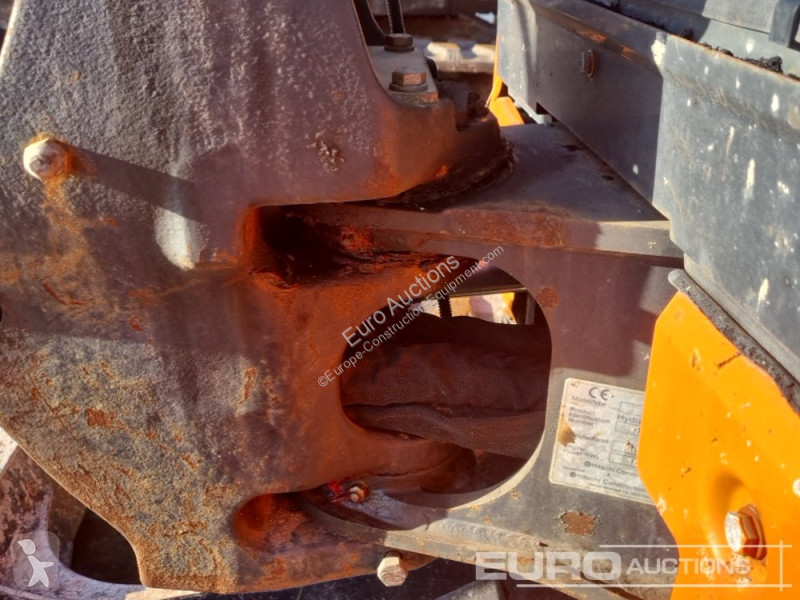 Lopatový nakládač Hitachi ZX26U-5A CLR