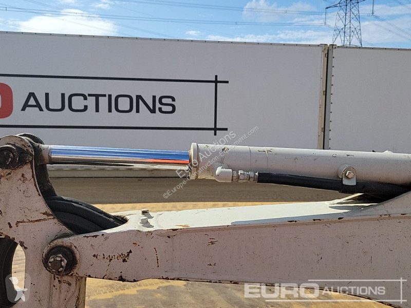 Graafmachine Takeuchi TB210R