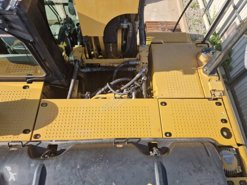 جرافة Caterpillar LRR * 2011r. *