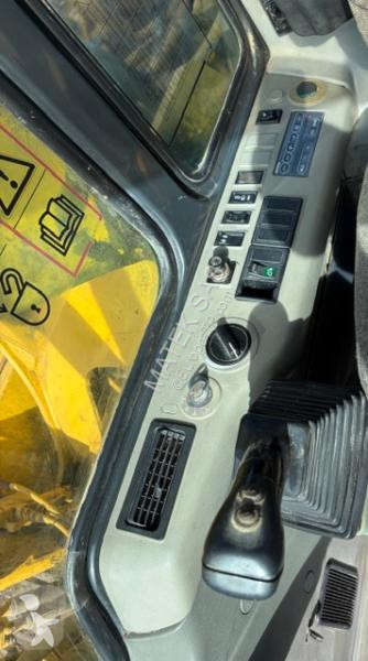 Экскаватор Komatsu