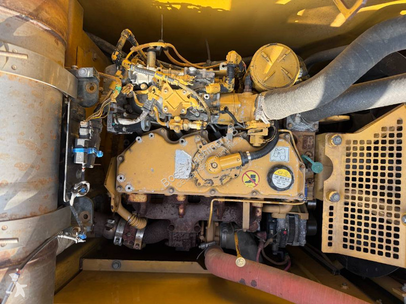 جرافة Caterpillar L - Trimble GPS Prepaired /...