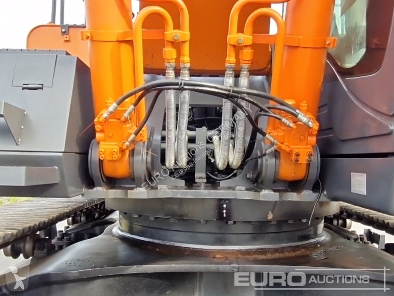 Rýpadlo Hitachi ZX490 LCH-5A